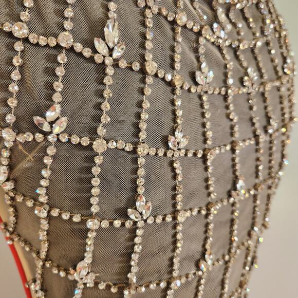 JOVANI Red Sleeveless Dress with Crystals, Size 2 - Picture 11 of 16